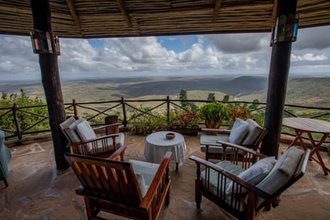 House, 6 Bedrooms | Balcony view