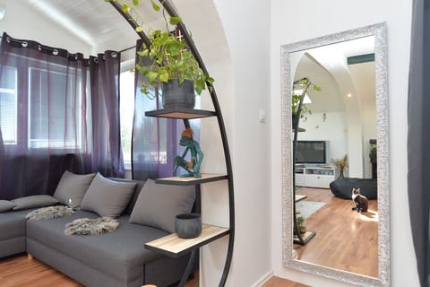 Standard Apartment, 2 Bedrooms (0283) | Living area | TV