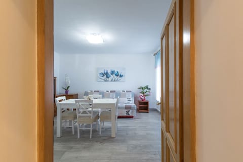 Standard Apartment, 1 Bedroom (0461) | Living area | TV