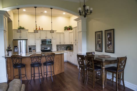 Luxury Condo, Multiple Beds, River View | Private kitchen | Shared fridge, microwave