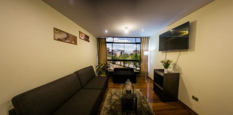 Family Apartment, 3 Bedrooms, City View | Living area