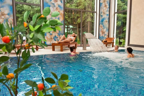 Indoor pool, open 5:00 PM to 10:00 PM, free cabanas, sun loungers