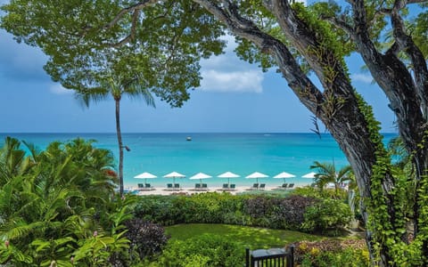 Apartment, 3 Bedrooms, Non Smoking | Beach | On the beach, white sand