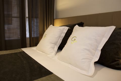 Double Room | In-room safe, blackout drapes, soundproofing, iron/ironing board