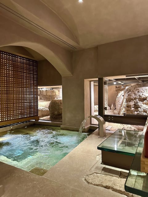 Couples treatment rooms, Turkish bath, body treatments, aromatherapy