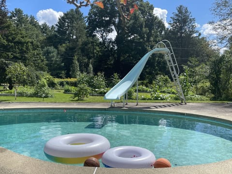 Pool is on one fenced-in acre of the main house. Bungalow guests have priority!