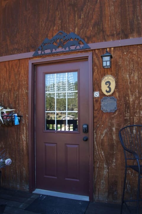 7DAC4672 8E9B 44D2 943F 9697C28A8ED2 1 105 c