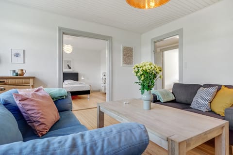 Comfort Apartment, Multiple Beds, Lake View | Living area | Flat-screen TV