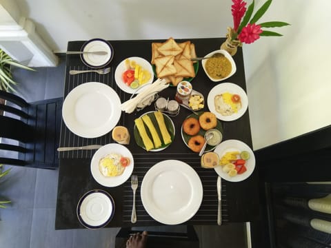 Free daily full breakfast