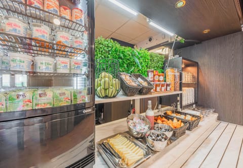 Daily buffet breakfast for a fee