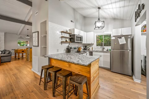 Full stocked kitchen 