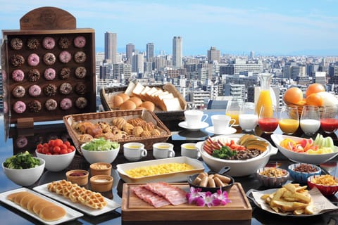 Daily buffet breakfast for a fee