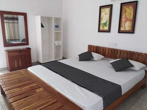 Comfort Cottage | Rollaway beds, free WiFi