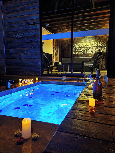 Superior Chalet, Bathtub, Garden View | Private spa tub