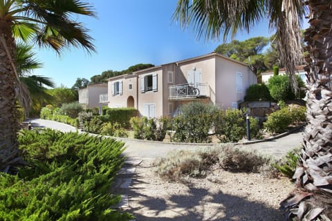 You will enjoy the convenient location.