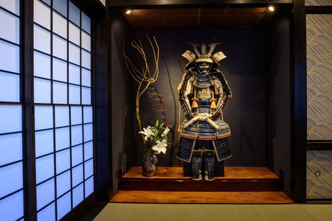 Samurai Joe, the house protector of Gojozaka Machiya.