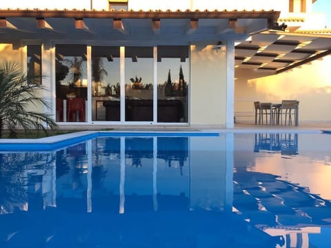Casa Aloe pool