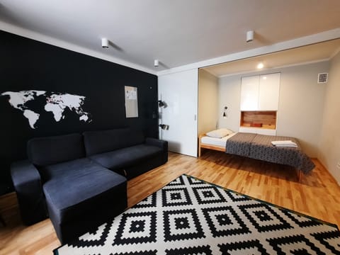 Superior Apartment, 1 Bedroom, Non Smoking, City View (8/2a) | Hypo-allergenic bedding, blackout drapes, iron/ironing board, free WiFi