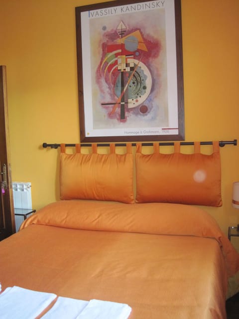 Double Room (Camilla) | 1 bedroom, free WiFi, bed sheets