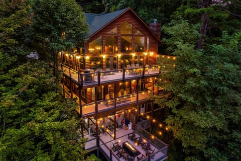 If you enjoy spending time outside, you will love the decks to soak it all in.