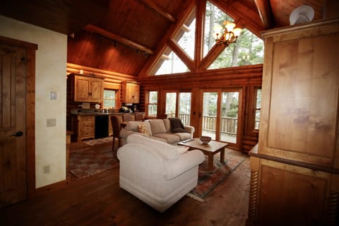 Guest house has washer and dryer and kitchenette. 