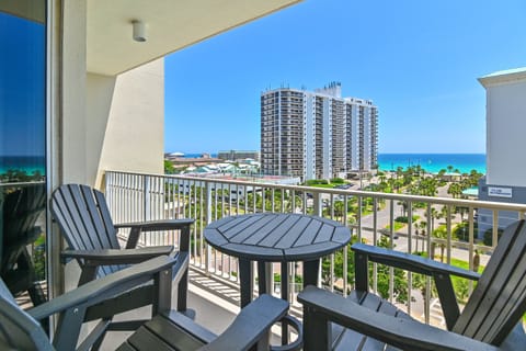 Welcome to Ariel Dunes I 610- Emerald Eden!