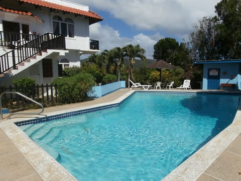 Private pool