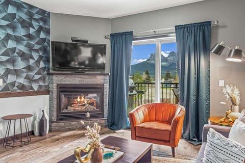 Watch your favorite movies with incredible mountain views.