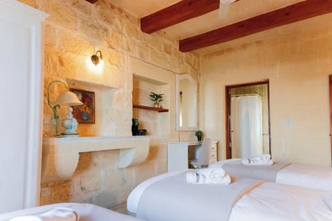 Villa | 3 bedrooms, iron/ironing board, free WiFi, bed sheets