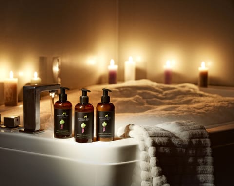 Shower, free toiletries, hair dryer, bathrobes