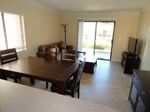 Dining /Living room 