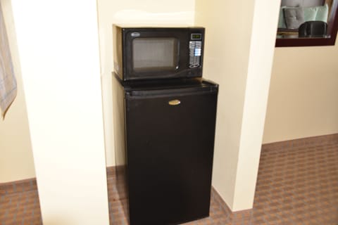 Standard Double Room, 2 Queen Beds | Iron/ironing board, free WiFi, bed sheets, alarm clocks