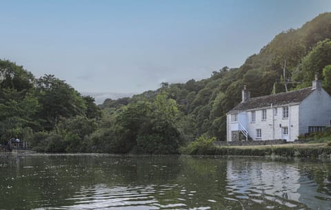 Pont Quay Cottage 