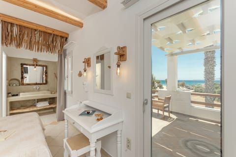 Comfort Garden & Sea View Apartment | Premium bedding, Select Comfort beds, in-room safe