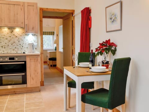 Dining area | The Old Inverchroskie Kennels - Inverchroskie, Enochdhu, near Pitlochry