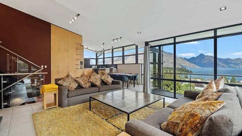 Living /Dining/kitchen