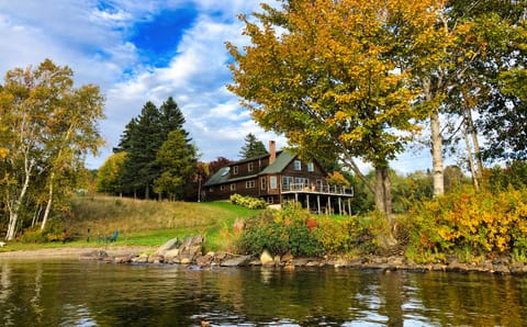 Welcome to Rangeley Lake Lodge!