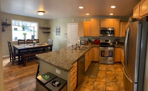 Well stocked kitchen 