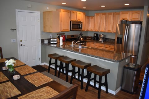 Well stocked kitchen 