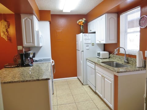 Kitchen: New Cabinets, Granite counter tops & Fridge