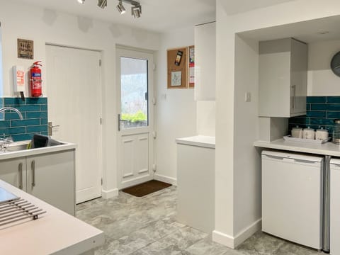 Kitchen | Hillside Cottage, Keswick