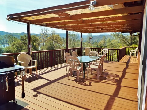 Great Entertaining deck