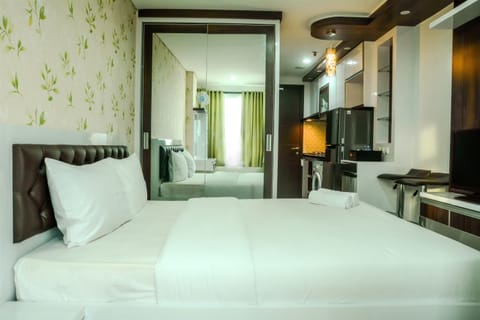 Room | Desk, free WiFi, bed sheets