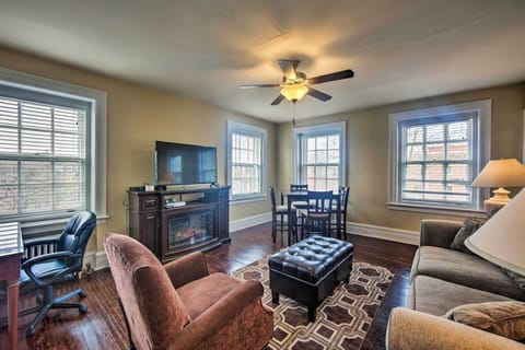 Reading Vacation Rental | 1BR | 1BA | 550 Sq Ft | Steps to Enter