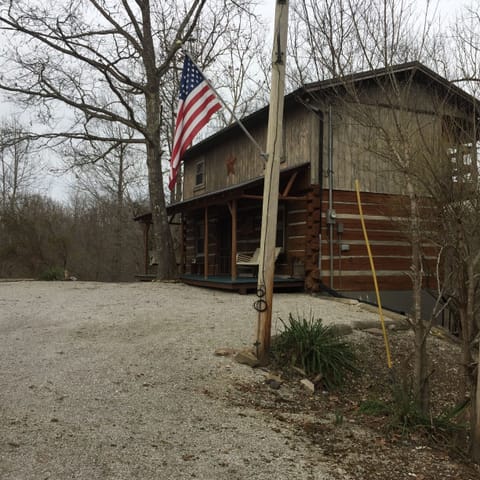 Cabin side view lots of parking plenty of space for your ATV or Boat Trailer