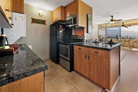 Island Sands 210 kitchen2