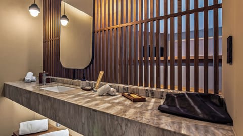 Junior Suite, 1 King Bed | Bathroom | Bathtub, hair dryer, towels