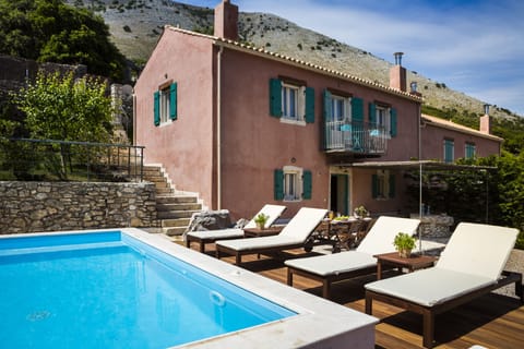 villa rosa outside area & building