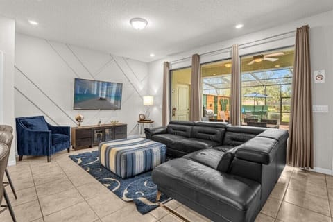 4618 Terrasonesta Drive (3).jpg