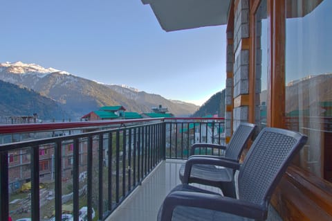 Superior Room, Hill View | Balcony view